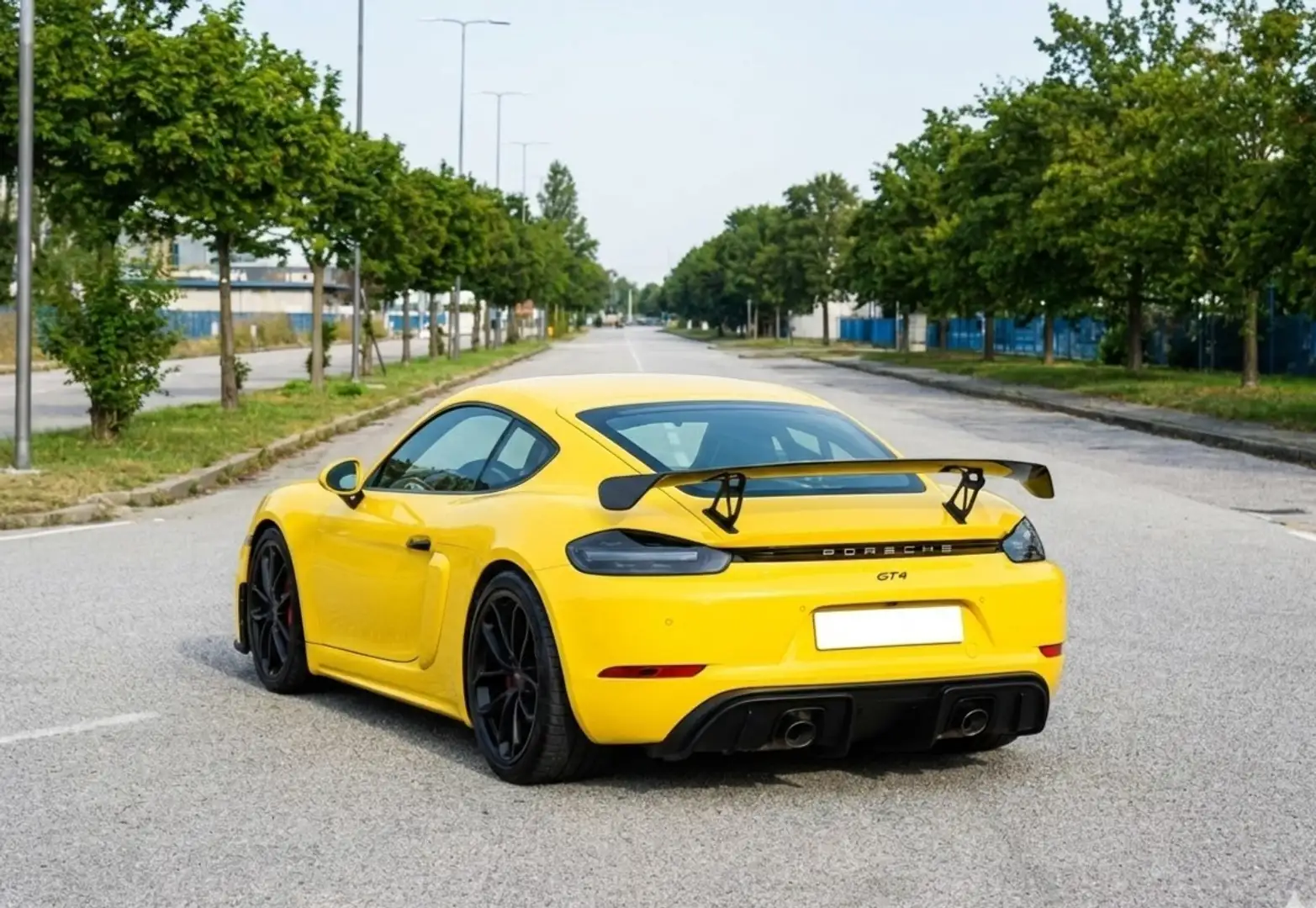 Porsche 718 GT4 Club Sport - 2