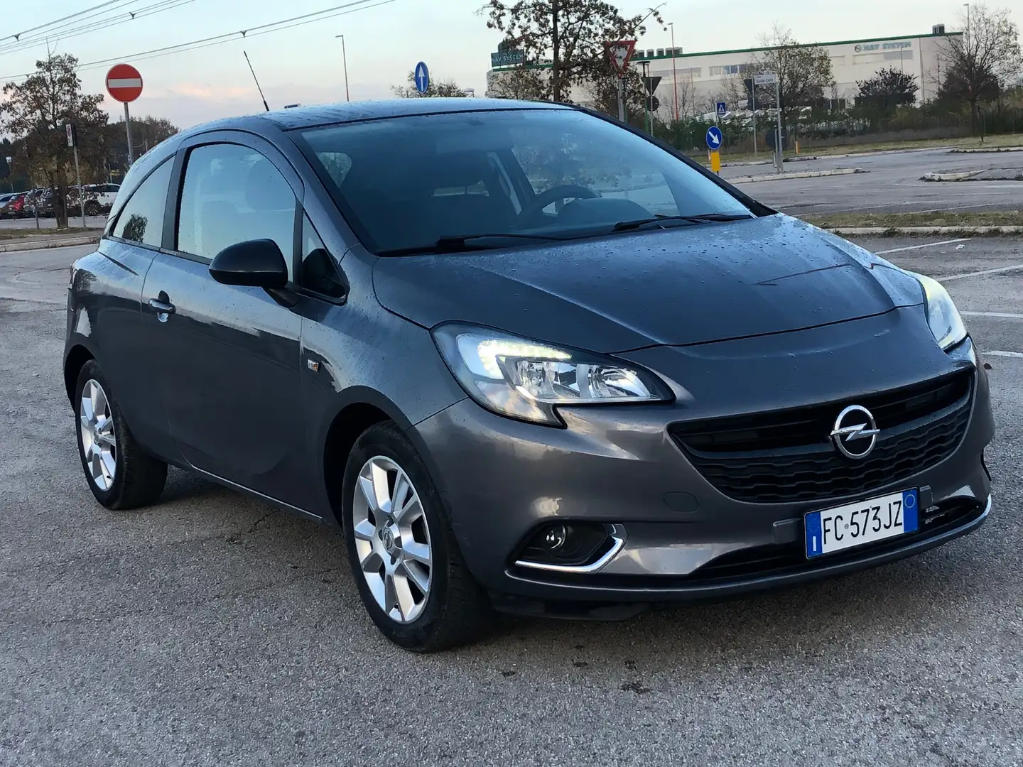 Opel Corsa Corsa V 2015 3p 1.2 b-Color Gris - 2