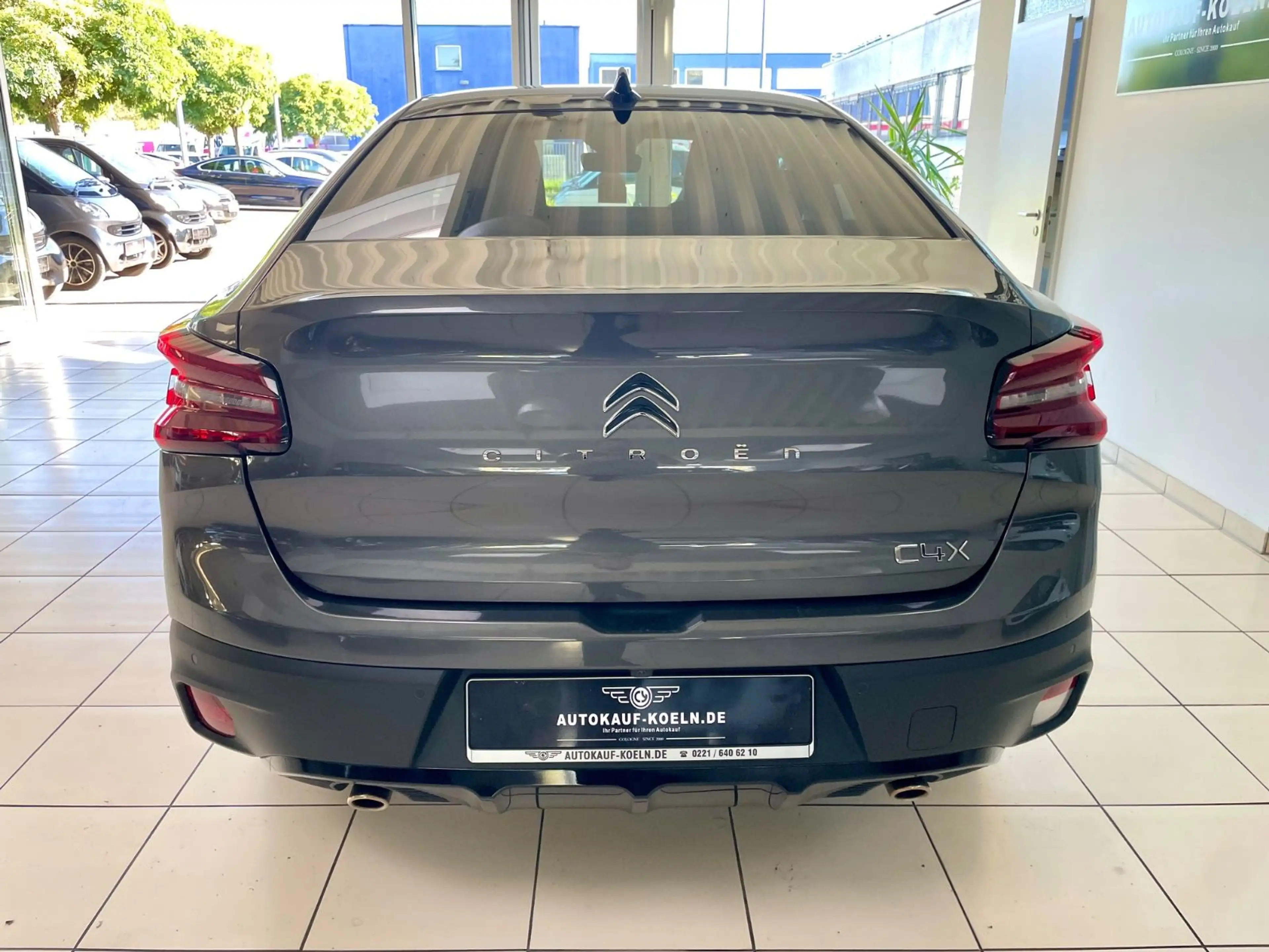 Citroen C4 X Shine 1,2 Automatik Kamera Navi — photo 6