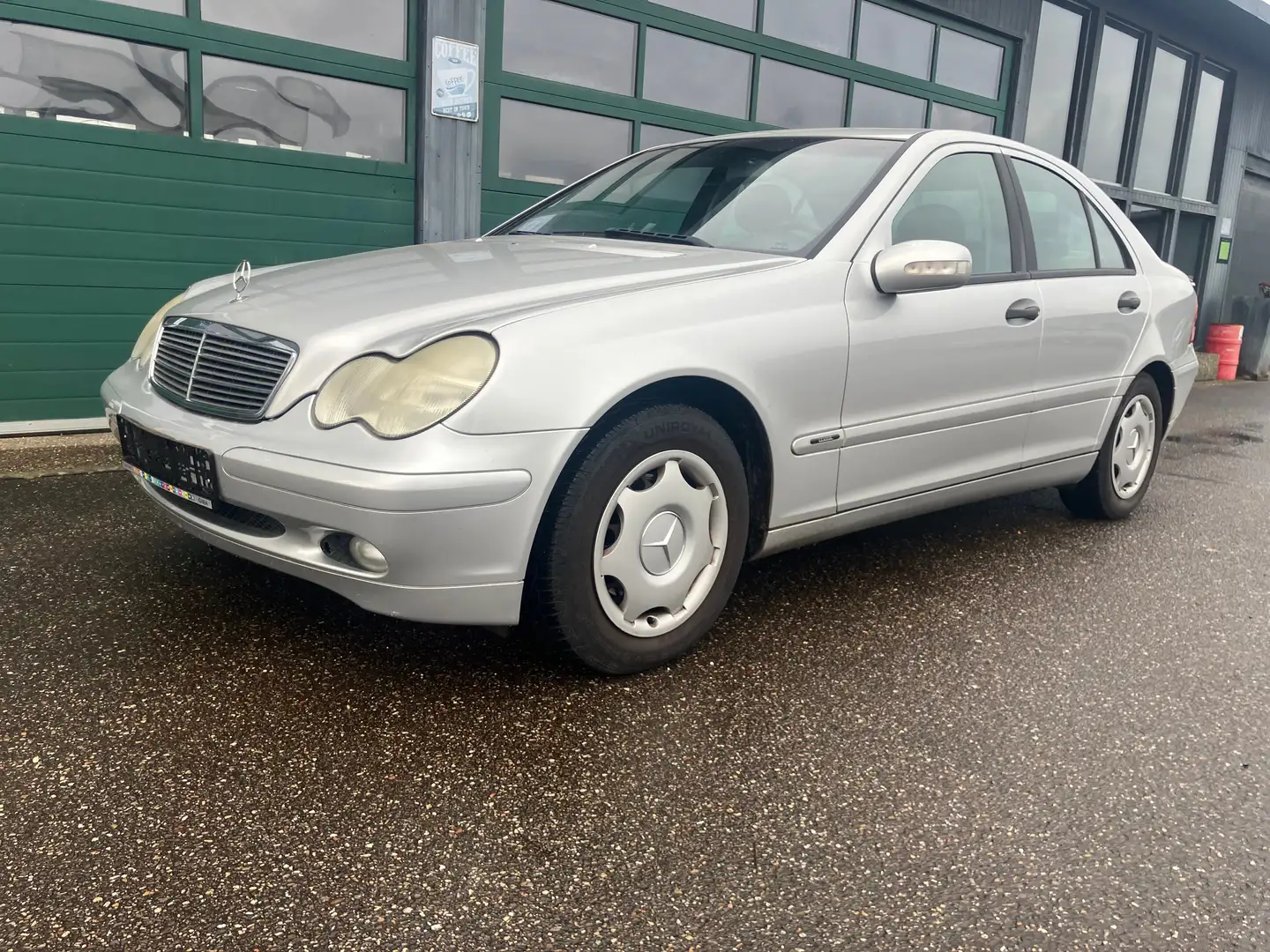 Mercedes-Benz C 180 Kompressor Automatik SD Tempomat 1.Hand Scheckheft Silber - 1
