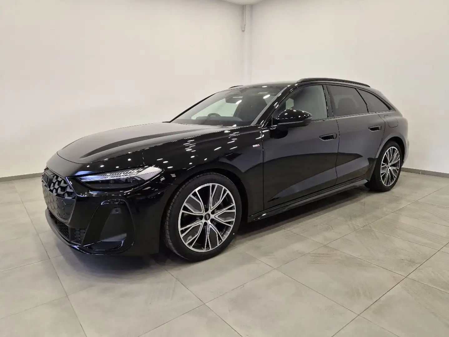 Audi A5 Avant TDI 204cv S tronic mHEV+ S Line N1 Autocarro - 2