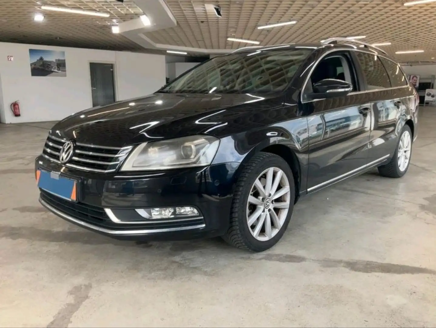 Volkswagen Passat Variant Comfortline BlueMotion Schwarz - 1