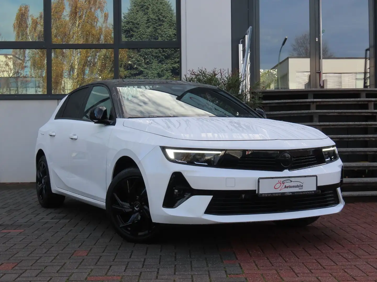 Opel Astra 1.2 Turbo GS Sportsitze Sitzheizung Klima Blanco - 1