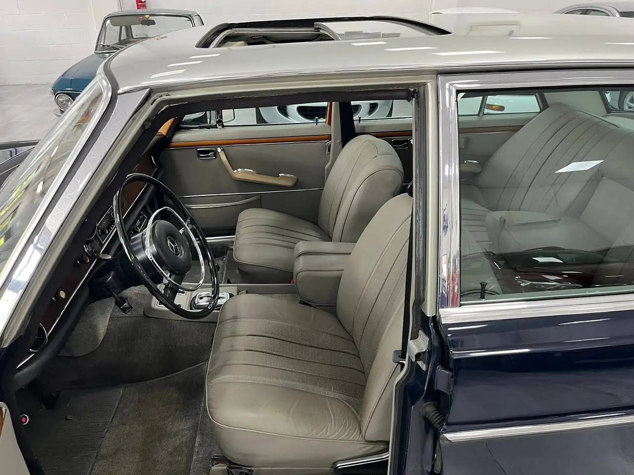 Mercedes-Benz 300 SEL 3.5 ASI, foto 9