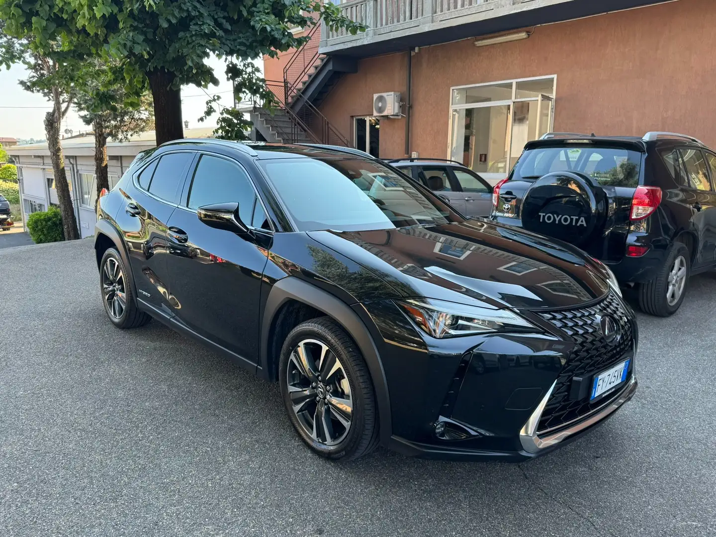 Lexus UX 250h Executive 2wd cvt TAGLIANDI CERTIFICATI - UNIPRO Black - 2