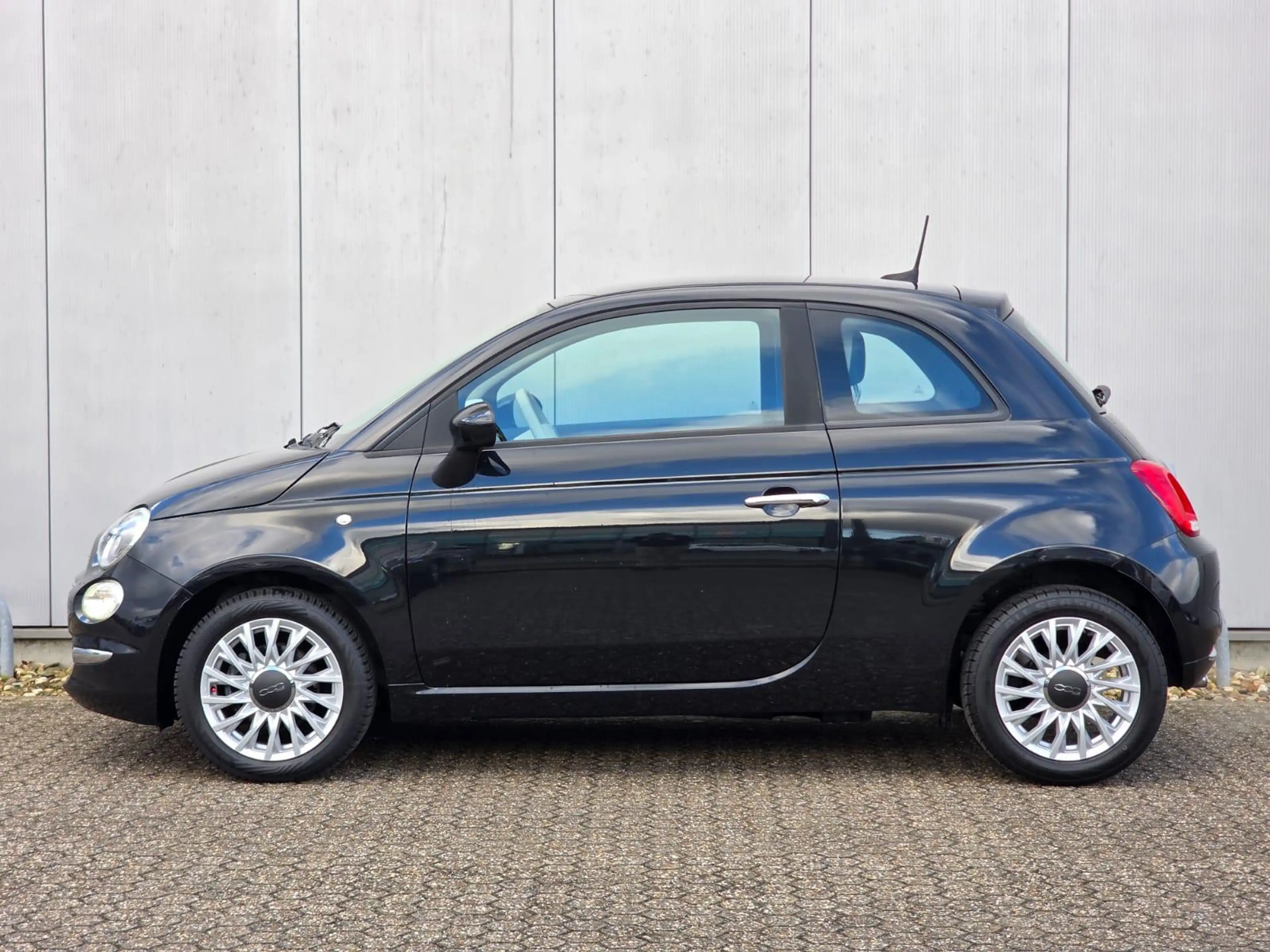 Fiat 500 70pk Hybrid Lounge | Airconditioning | Carplay / A — photo 4