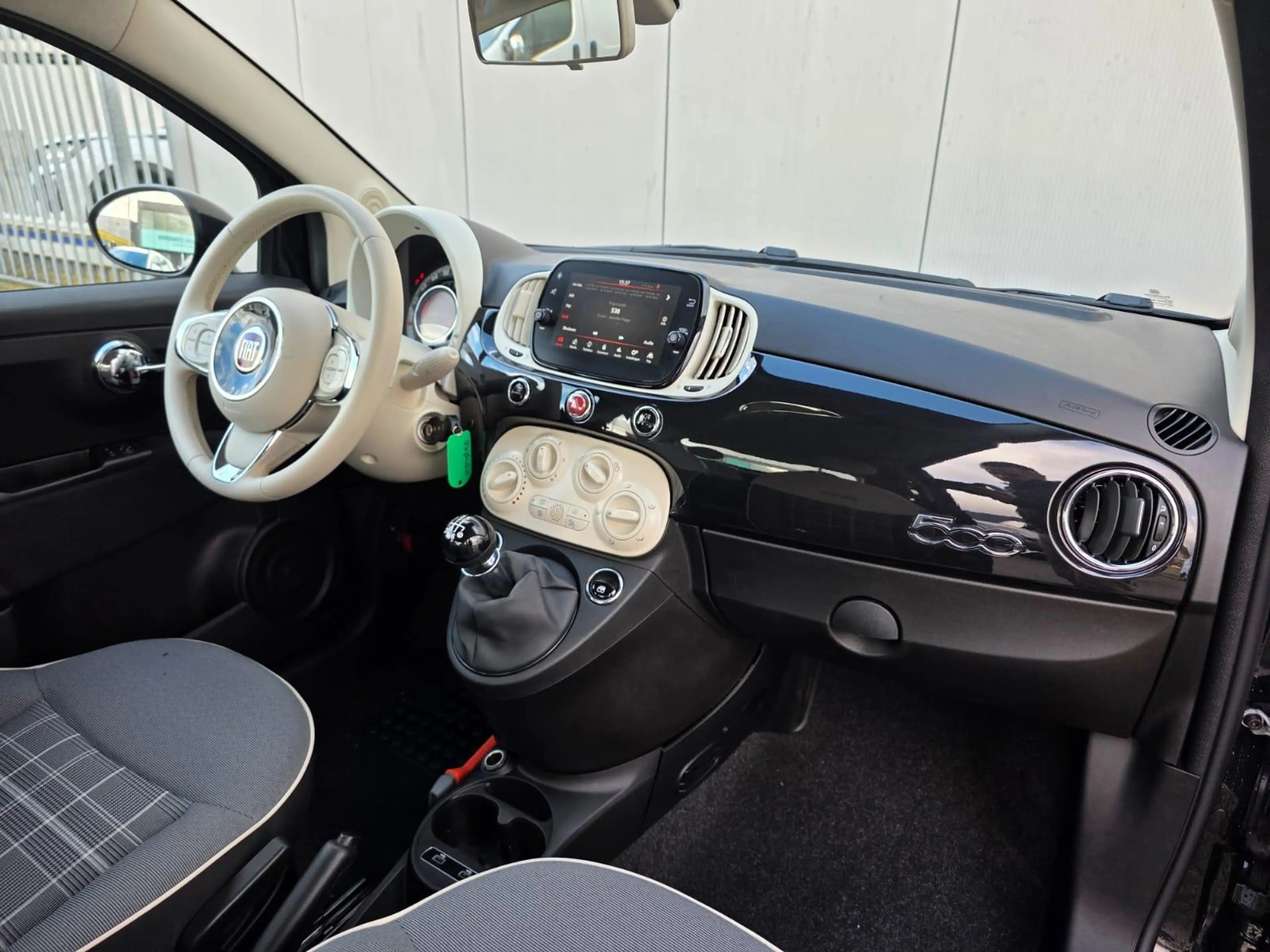 Fiat 500 70pk Hybrid Lounge | Airconditioning | Carplay / A — photo 29