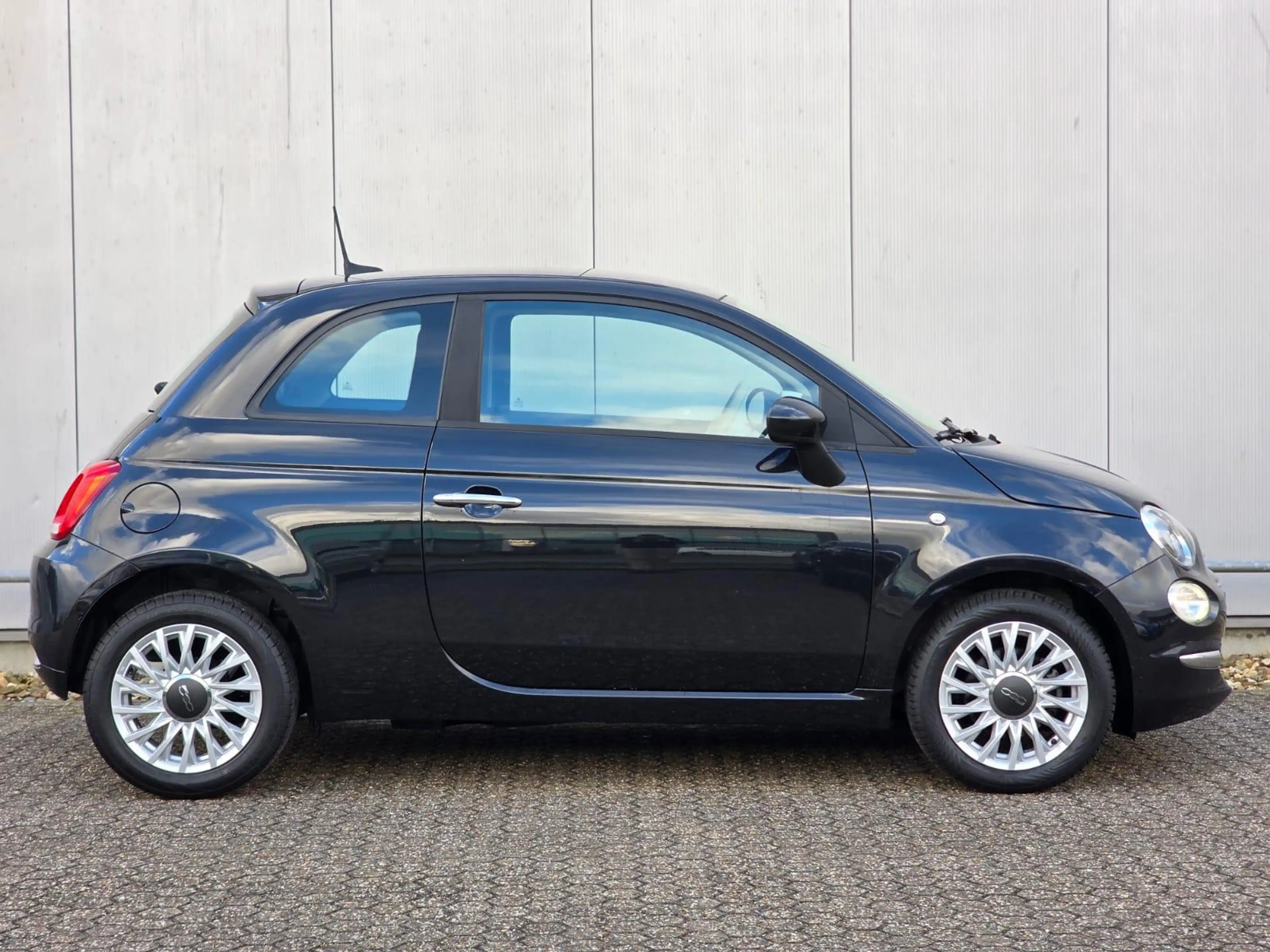 Fiat 500 70pk Hybrid Lounge | Airconditioning | Carplay / A — photo 6