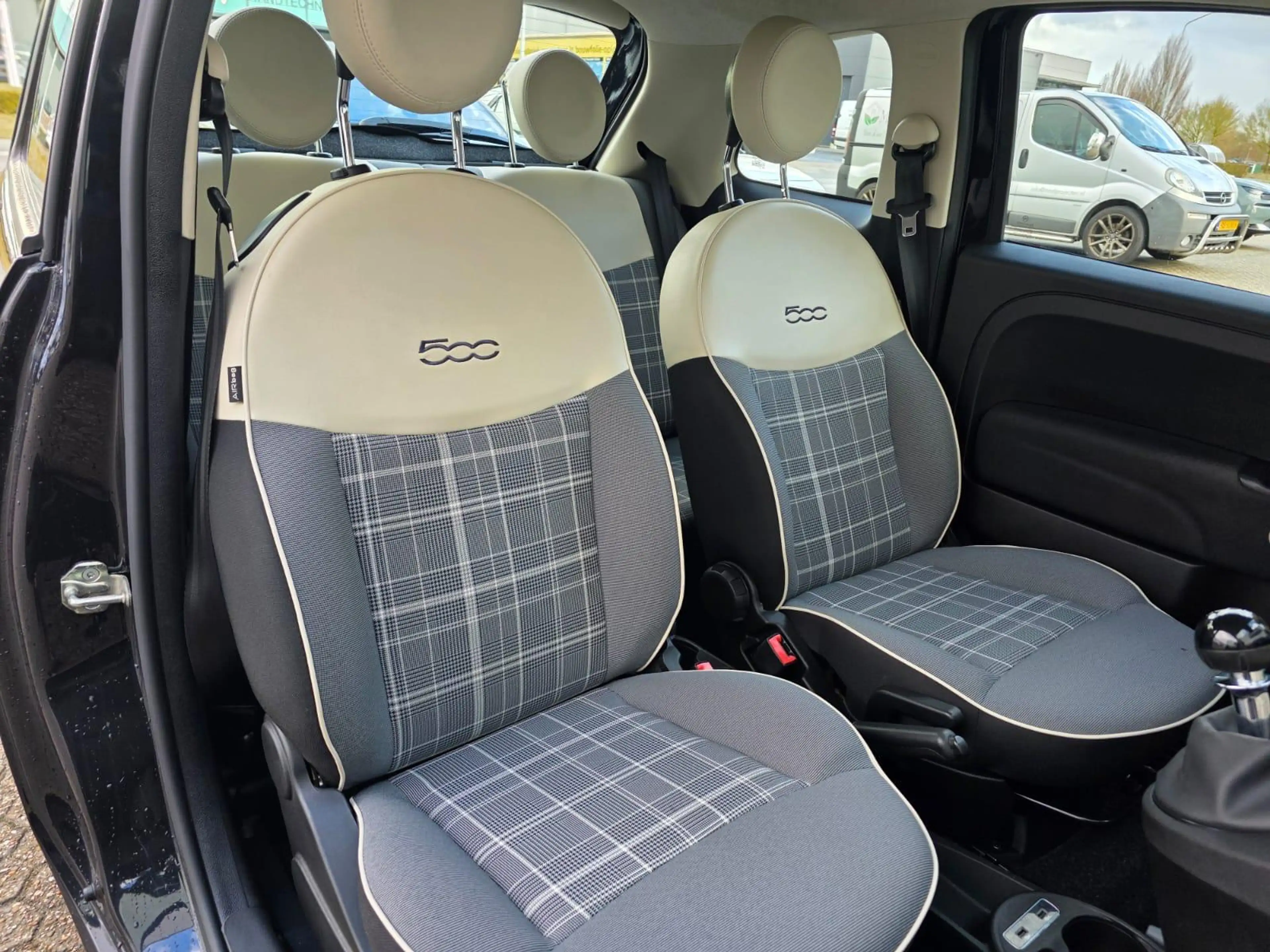 Fiat 500 70pk Hybrid Lounge | Airconditioning | Carplay / A — photo 28