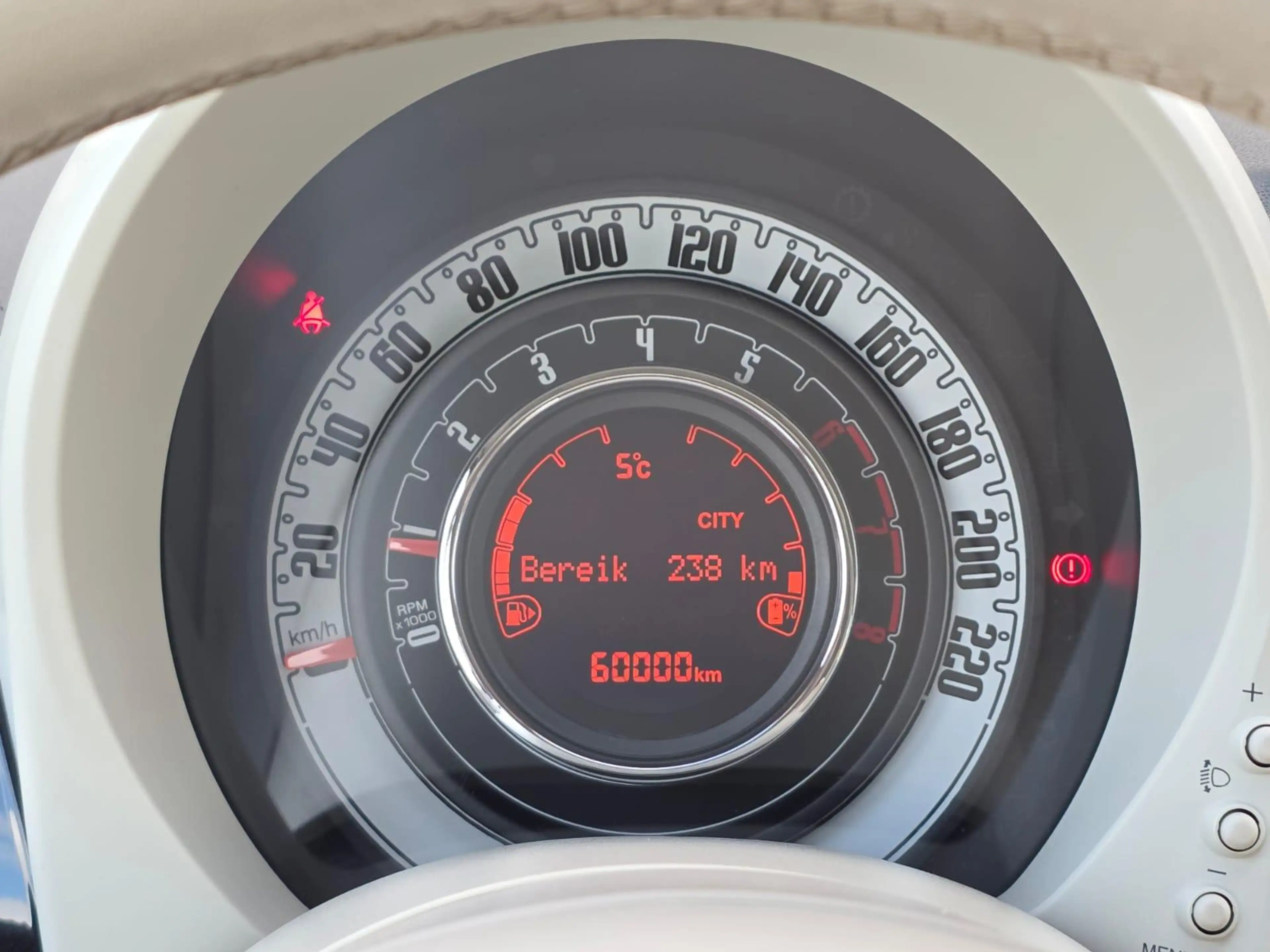 Fiat 500 70pk Hybrid Lounge | Airconditioning | Carplay / A — photo 19