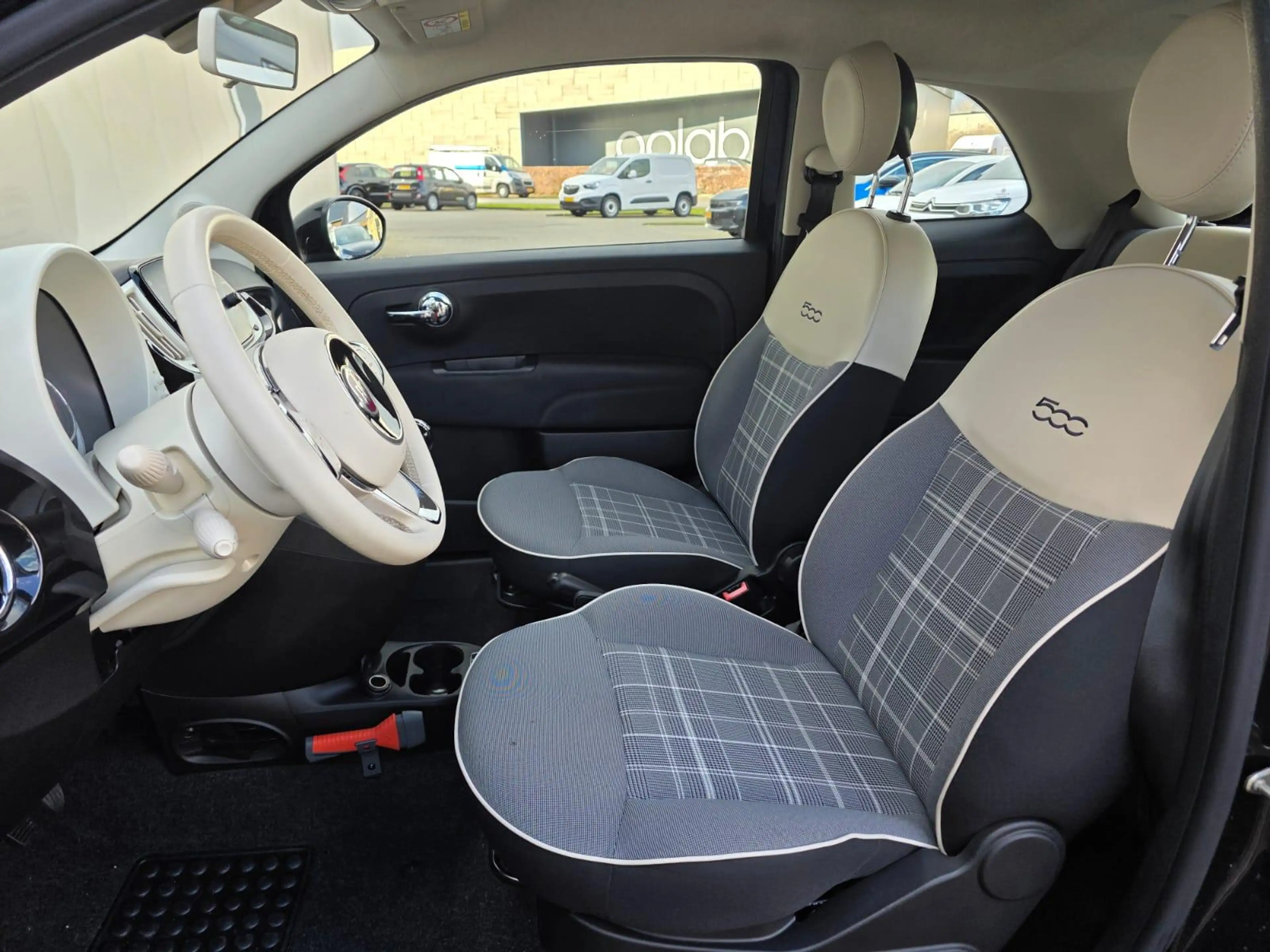 Fiat 500 70pk Hybrid Lounge | Airconditioning | Carplay / A — photo 15