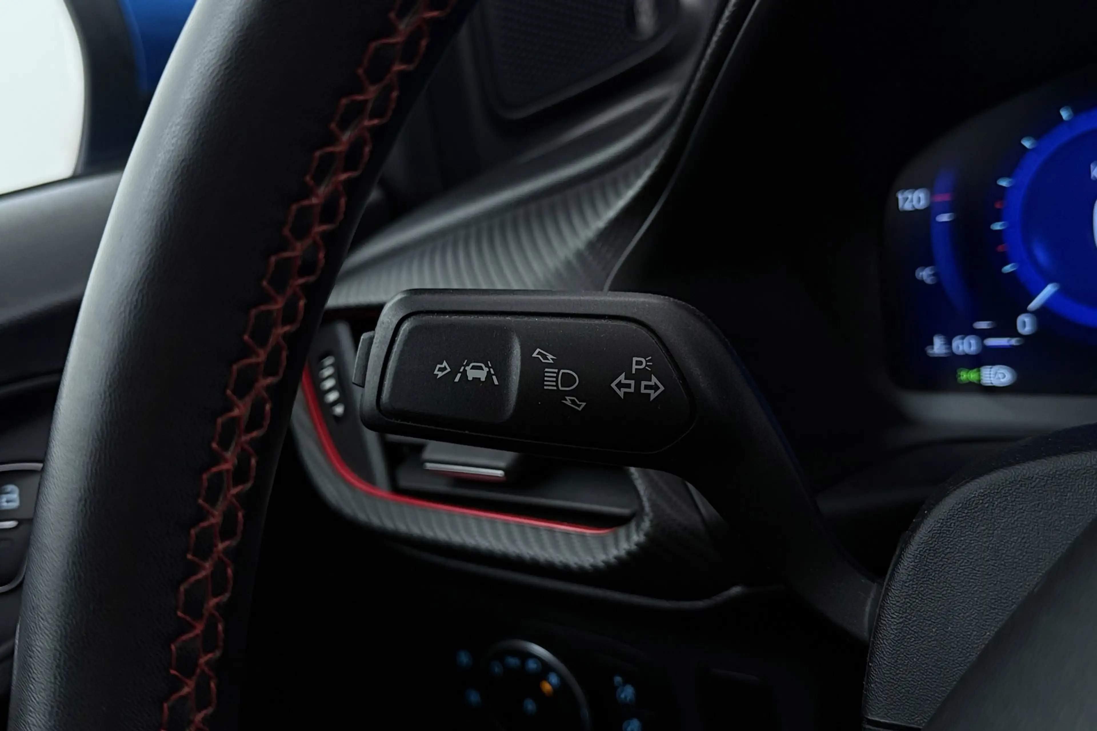 Ford Puma 1.0 EcoBoost Hybrid ST-Line X First | Maxton Desig — photo 29