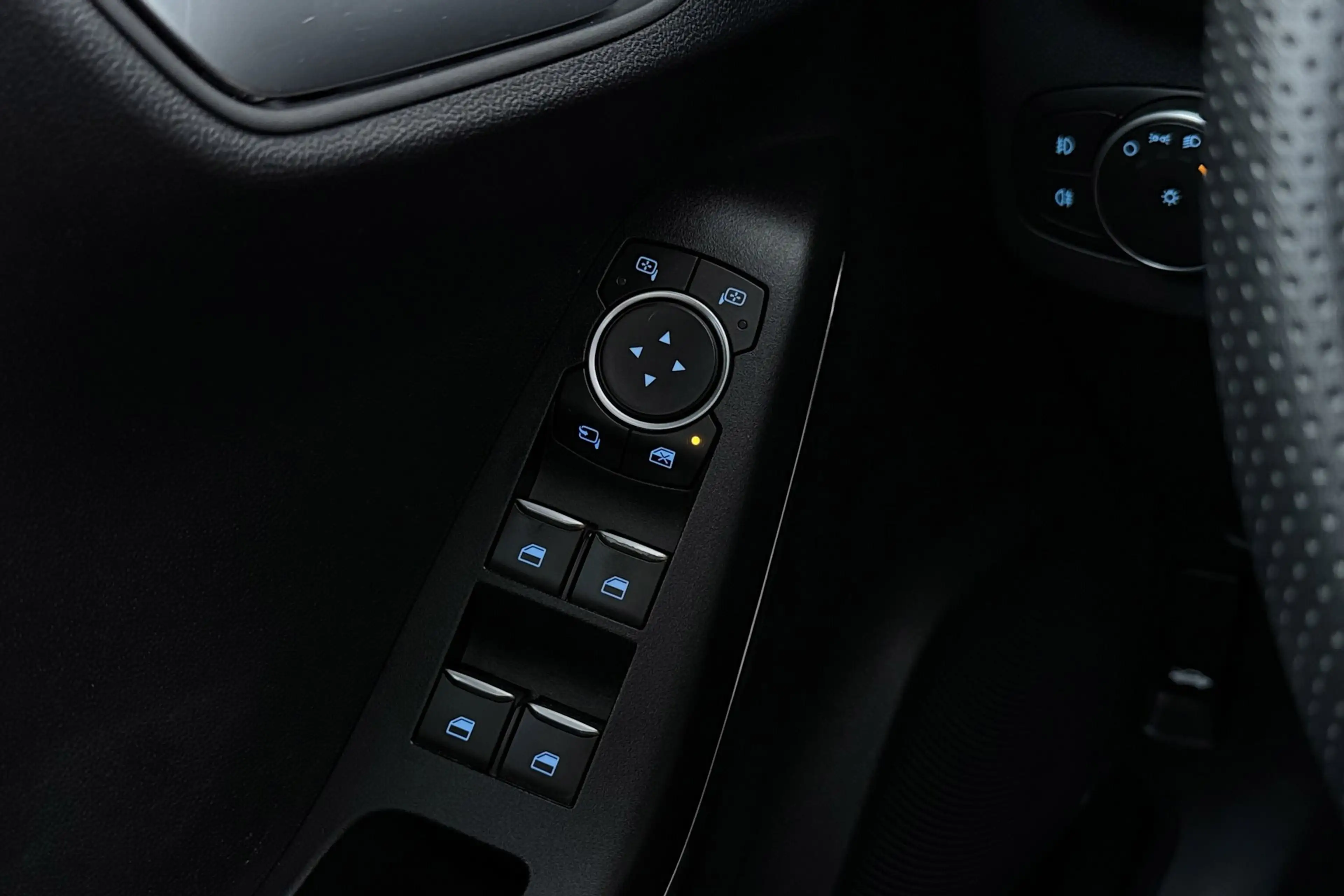Ford Puma 1.0 EcoBoost Hybrid ST-Line X First | Maxton Desig — photo 33