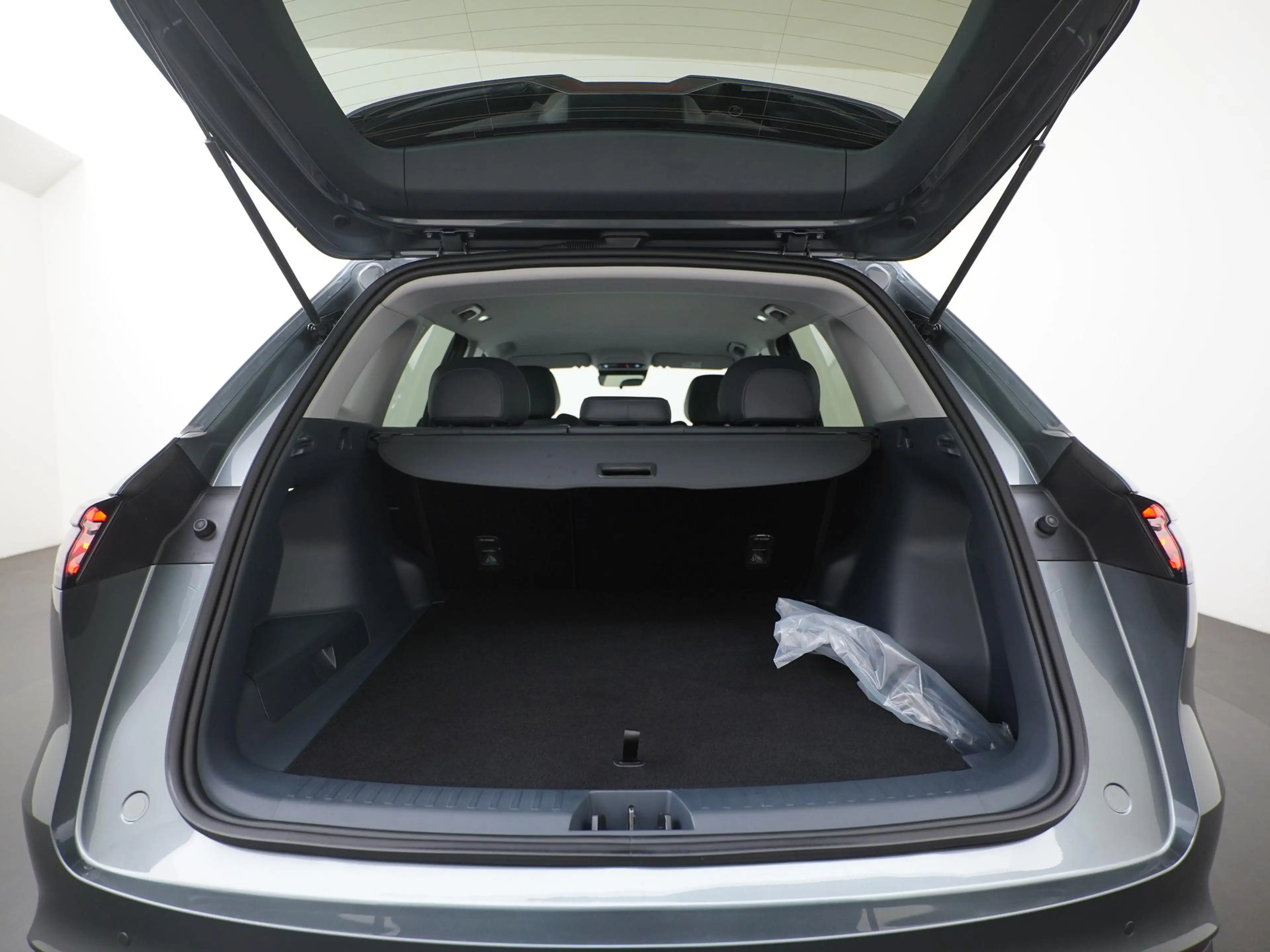 Geely Starray EM-i 1.5 Pro | 360° Camera | Stuur & Stoel Verwarming | — photo 28