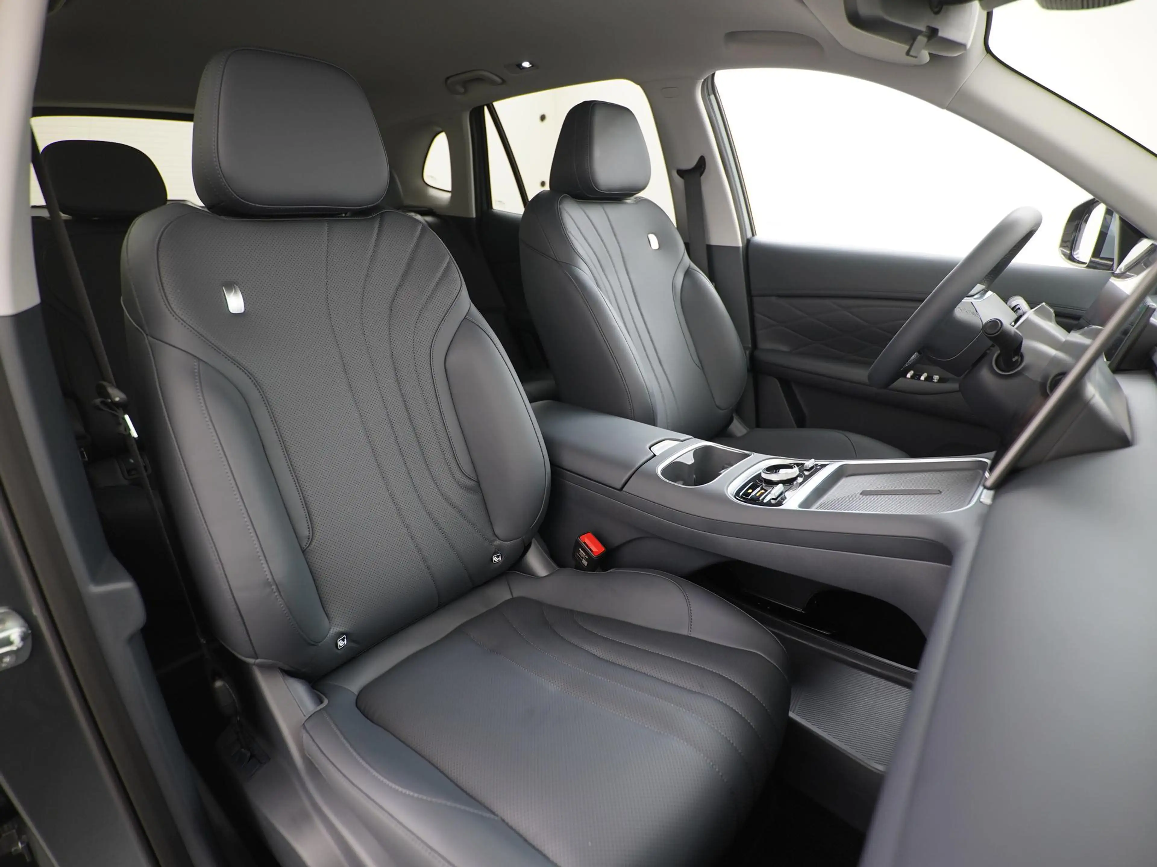 Geely Starray EM-i 1.5 Pro | 360° Camera | Stuur & Stoel Verwarming | — photo 34