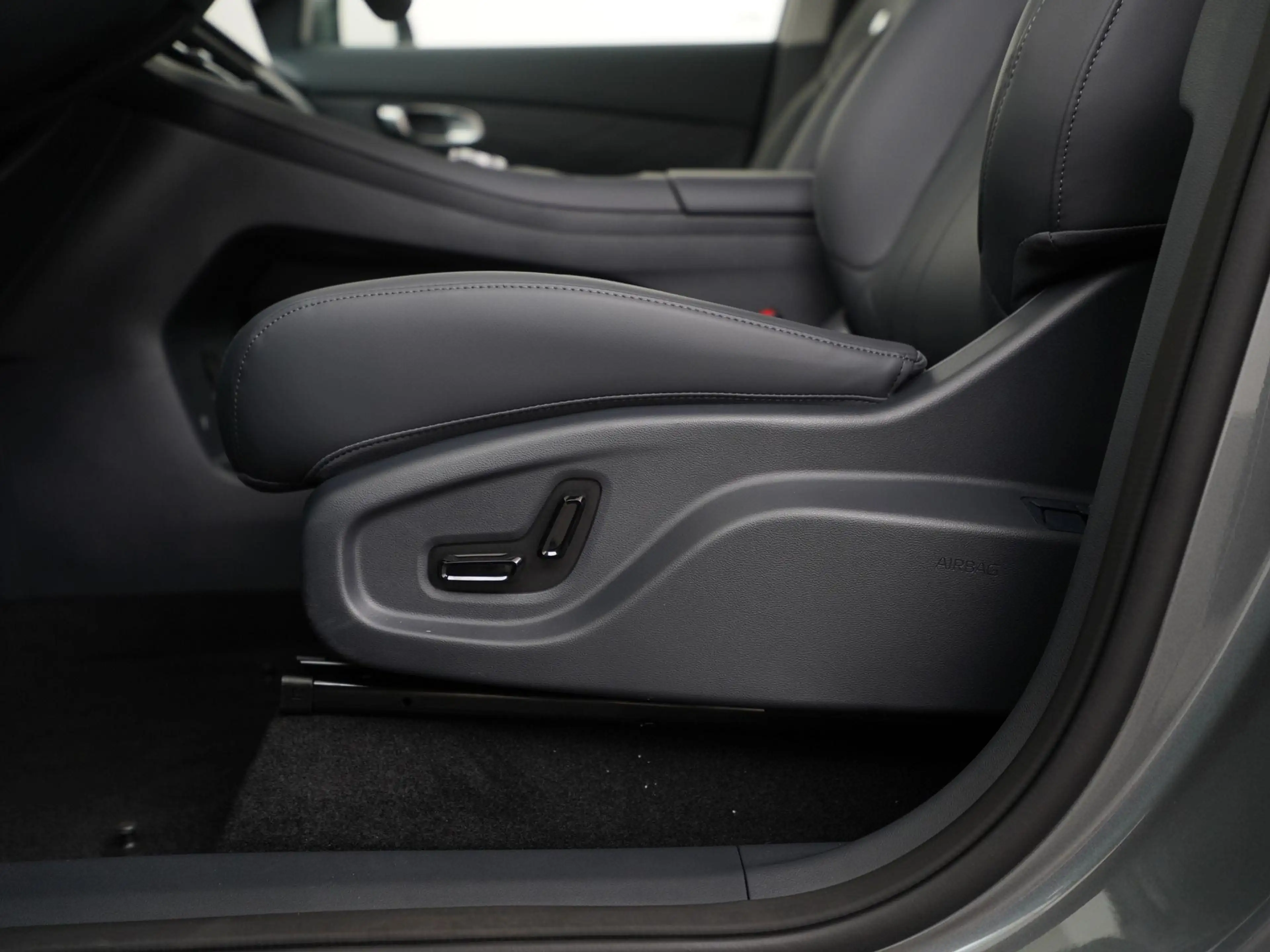 Geely Starray EM-i 1.5 Pro | 360° Camera | Stuur & Stoel Verwarming | — photo 39