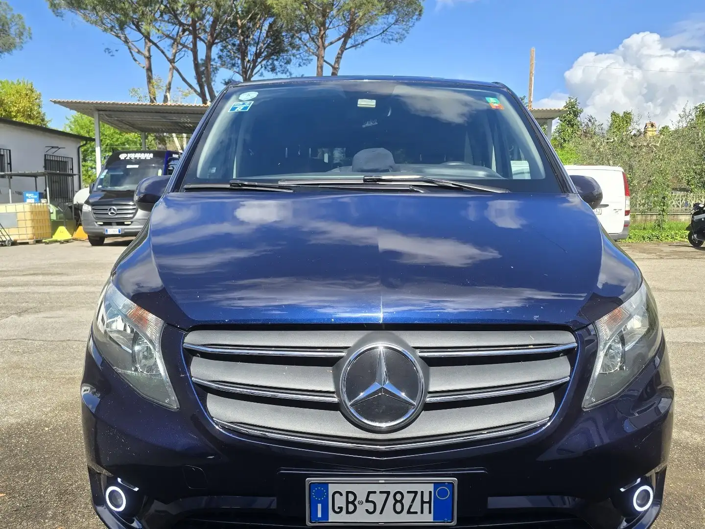 Mercedes-Benz Vito - 1
