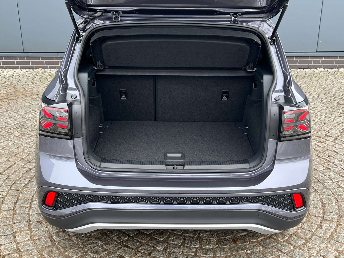 Volkswagen T-CROSS R-Line - 2026 - Joinsteer - #6