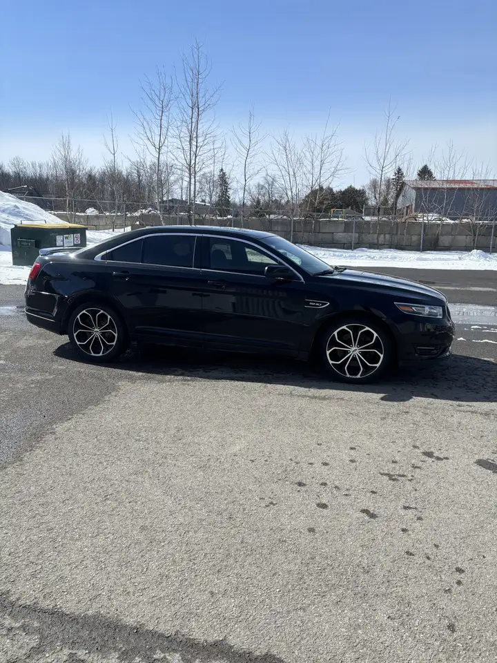 Ford Taurus снимка Ford Taurus