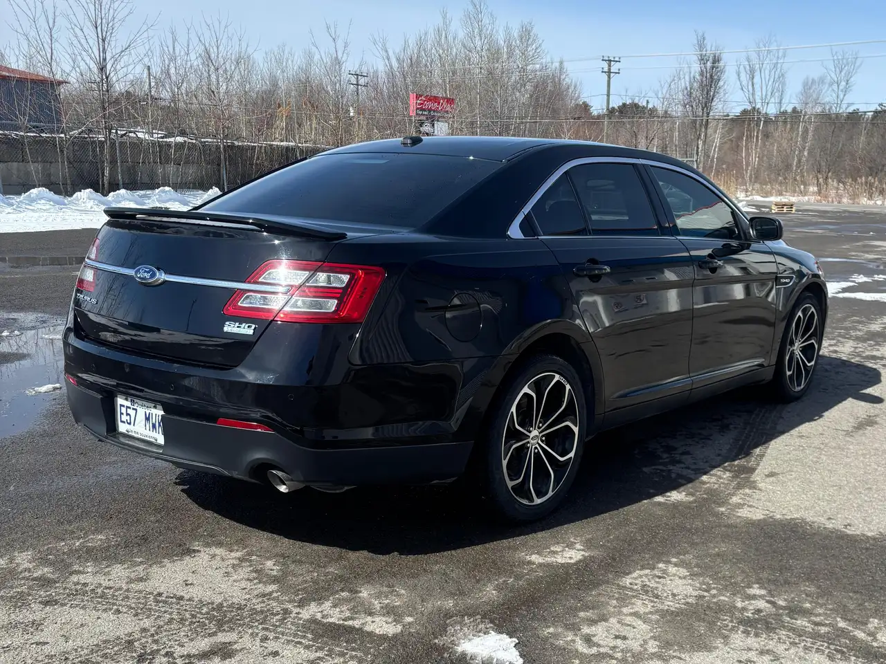 Ford Taurus снимка Ford Taurus