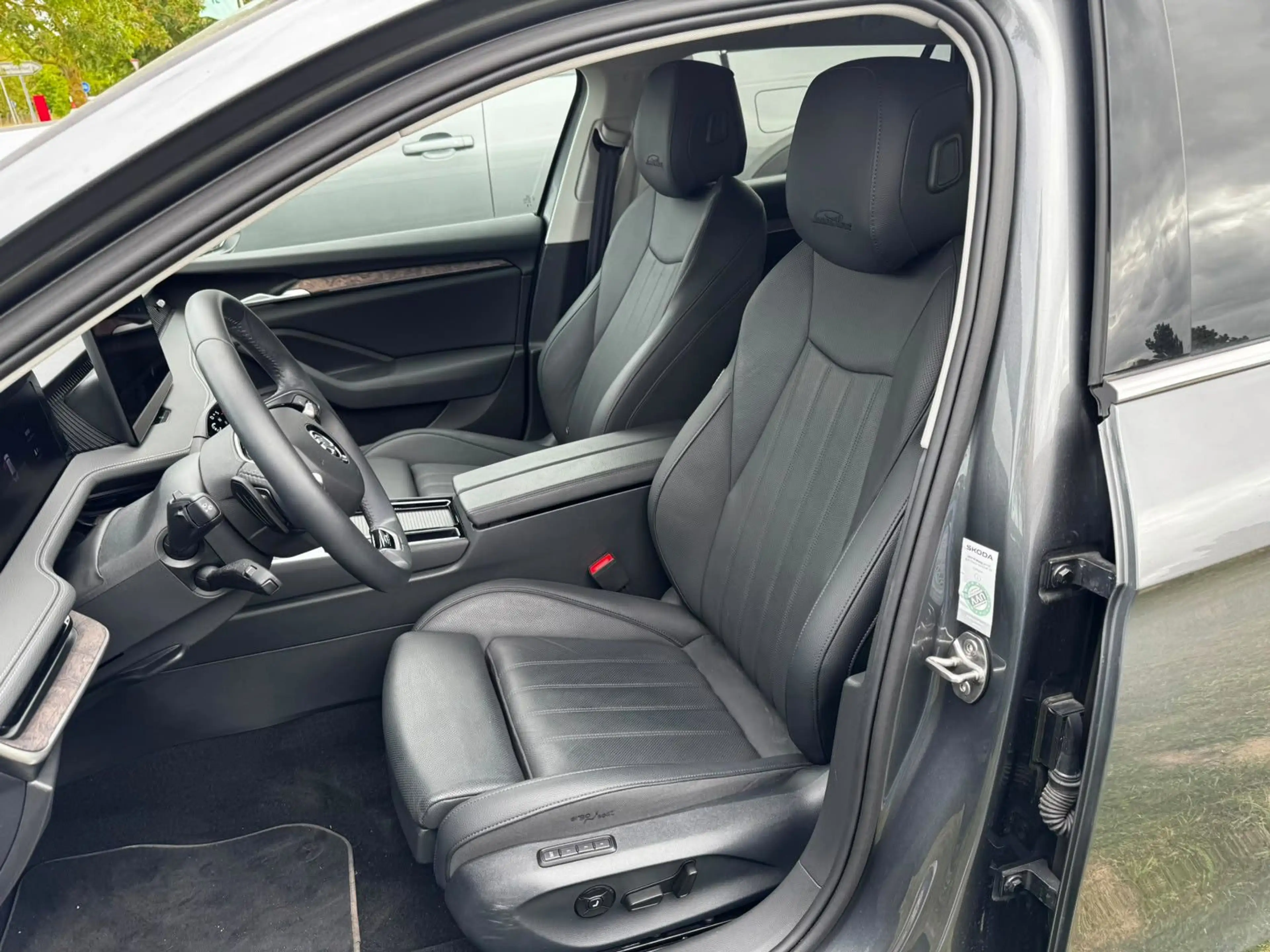 Skoda Superb Combi 1.5 TSI iV 150 kW L&K — photo 10