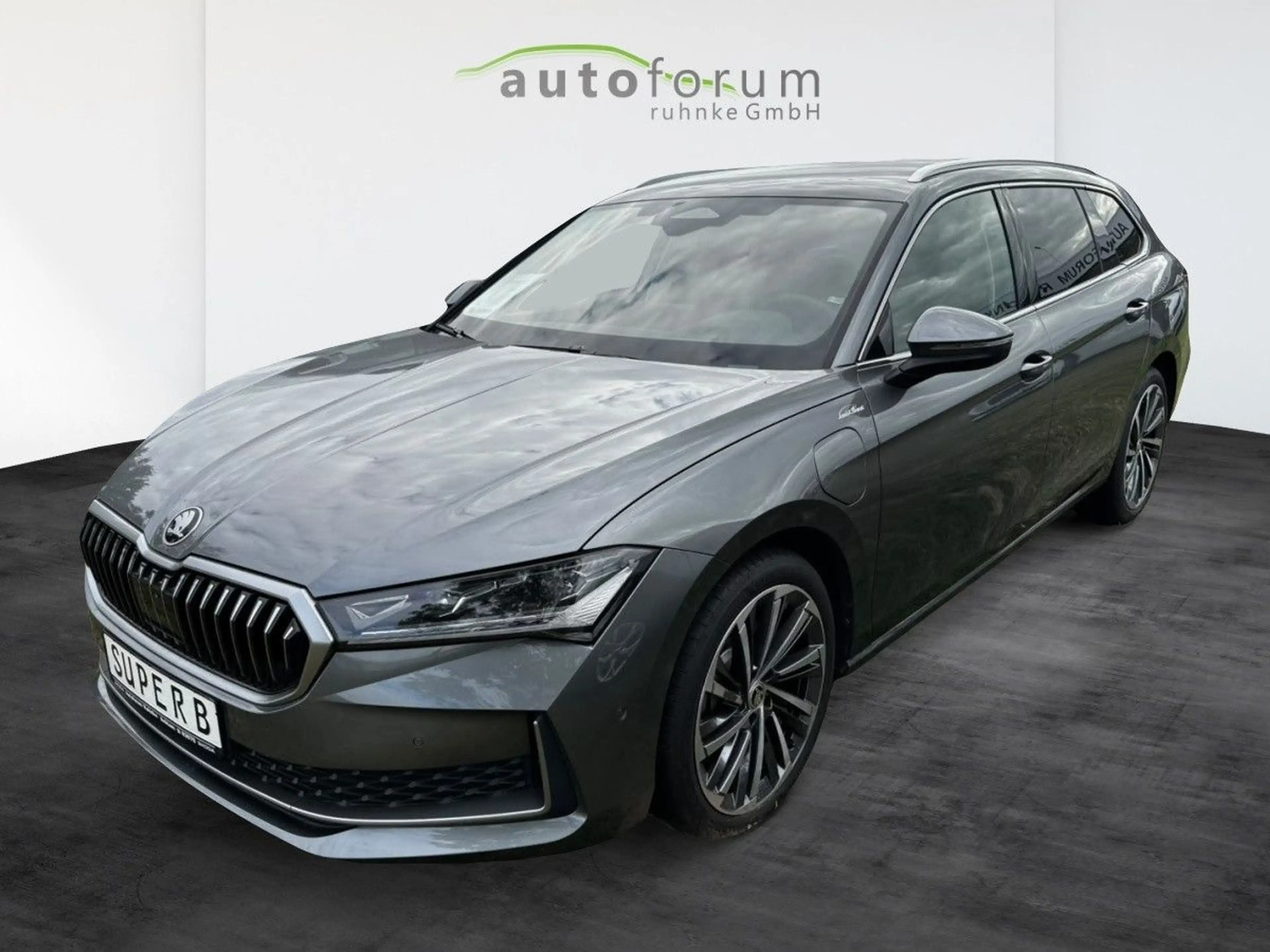 Skoda Superb Combi 1.5 TSI iV 150 kW L&K