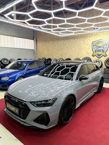 Audi RS6 4.0 TFSI quattro *22‘ ABT FELGEN* *Pano*