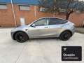Tesla Model Y Performance Plateado - thumbnail 5