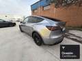 Tesla Model Y Performance Plateado - thumbnail 6