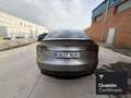 Tesla Model Y Performance Plateado - thumbnail 7