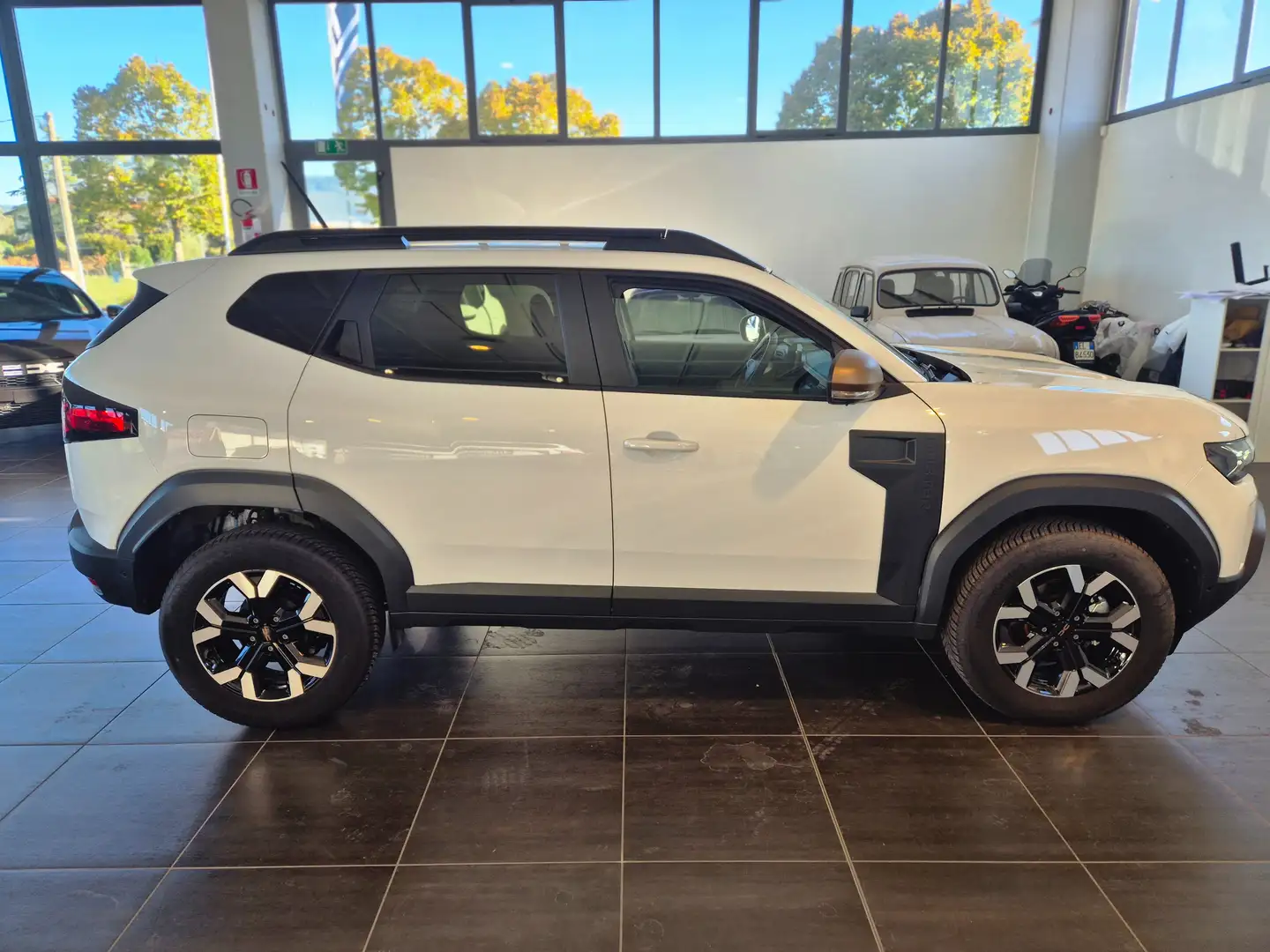 Dacia Duster Duster 1.2 mild hybrid Expression 4x4 130cv Bianco - 2