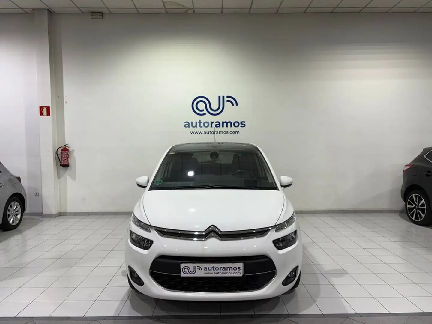 Citroen C4 INTENSIVE PLUS 2.0 BLUE HDI 150CV 5P Weiß - 2