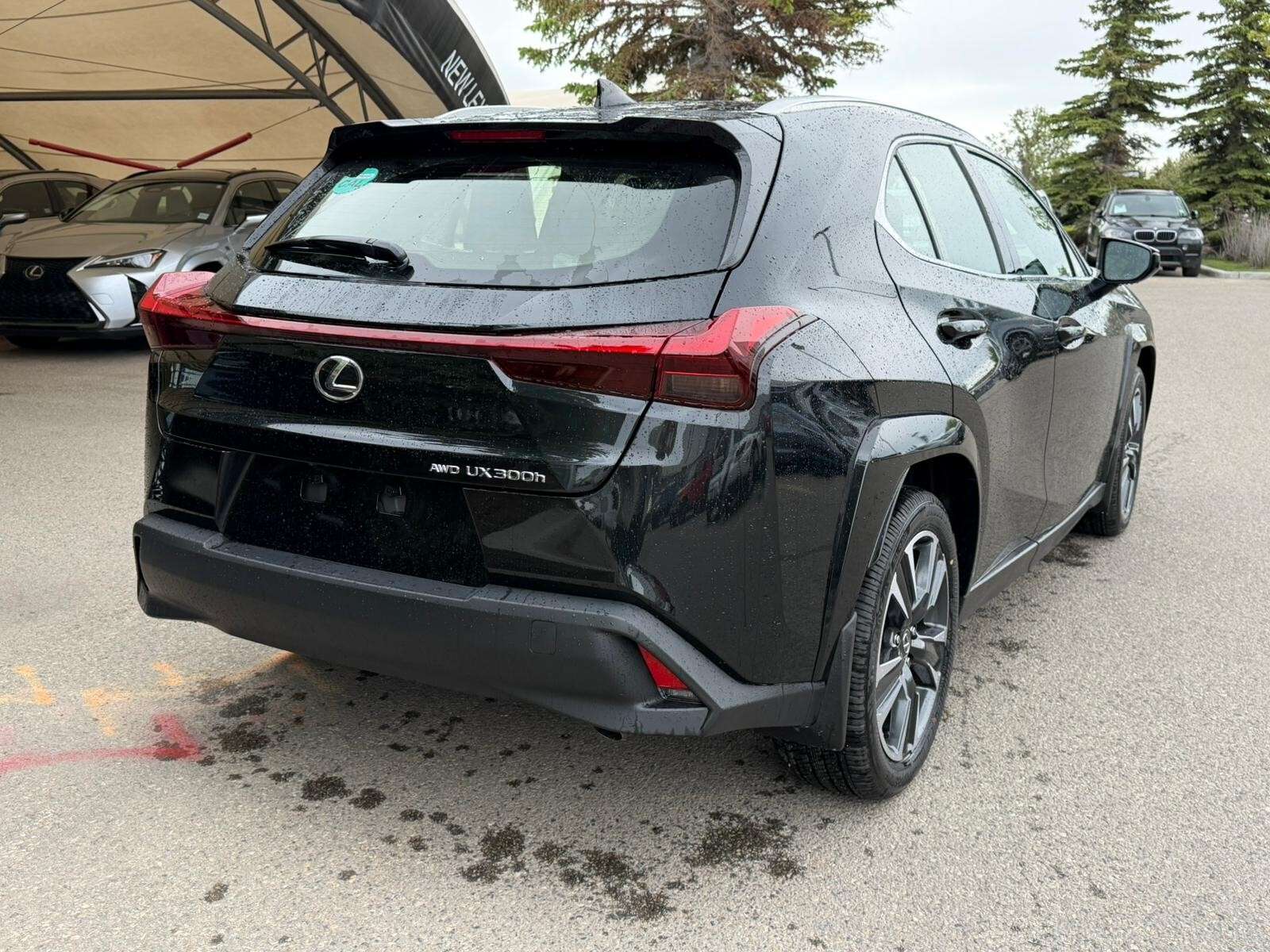 2026 Lexus UX — снимка 1