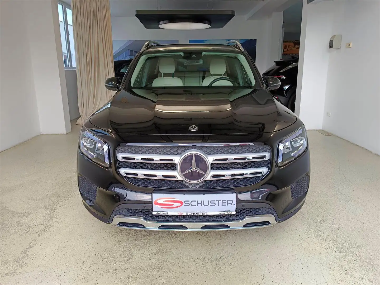 Mercedes-Benz GLB 200 D *LED* *NAVI* *LEDER* Schwarz - 2