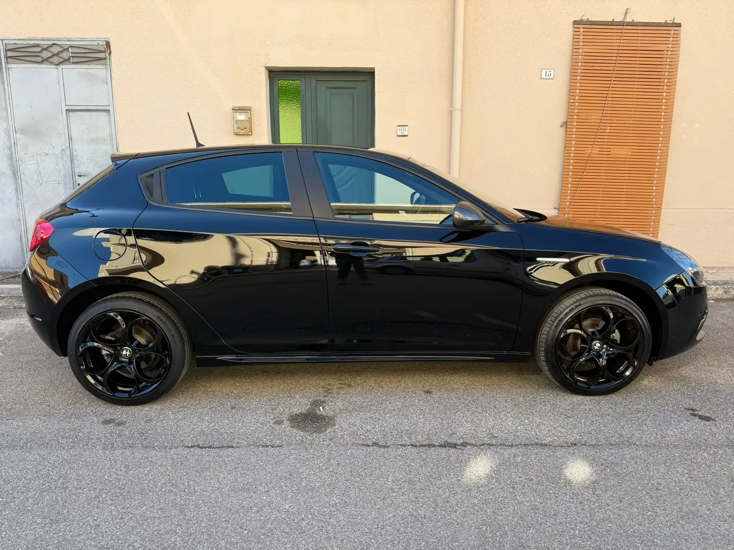 Alfa Romeo Giulietta Giulietta 1.6 Mtj 120 Cv Carbon Black+Cerc.18+Navy Nero - 2