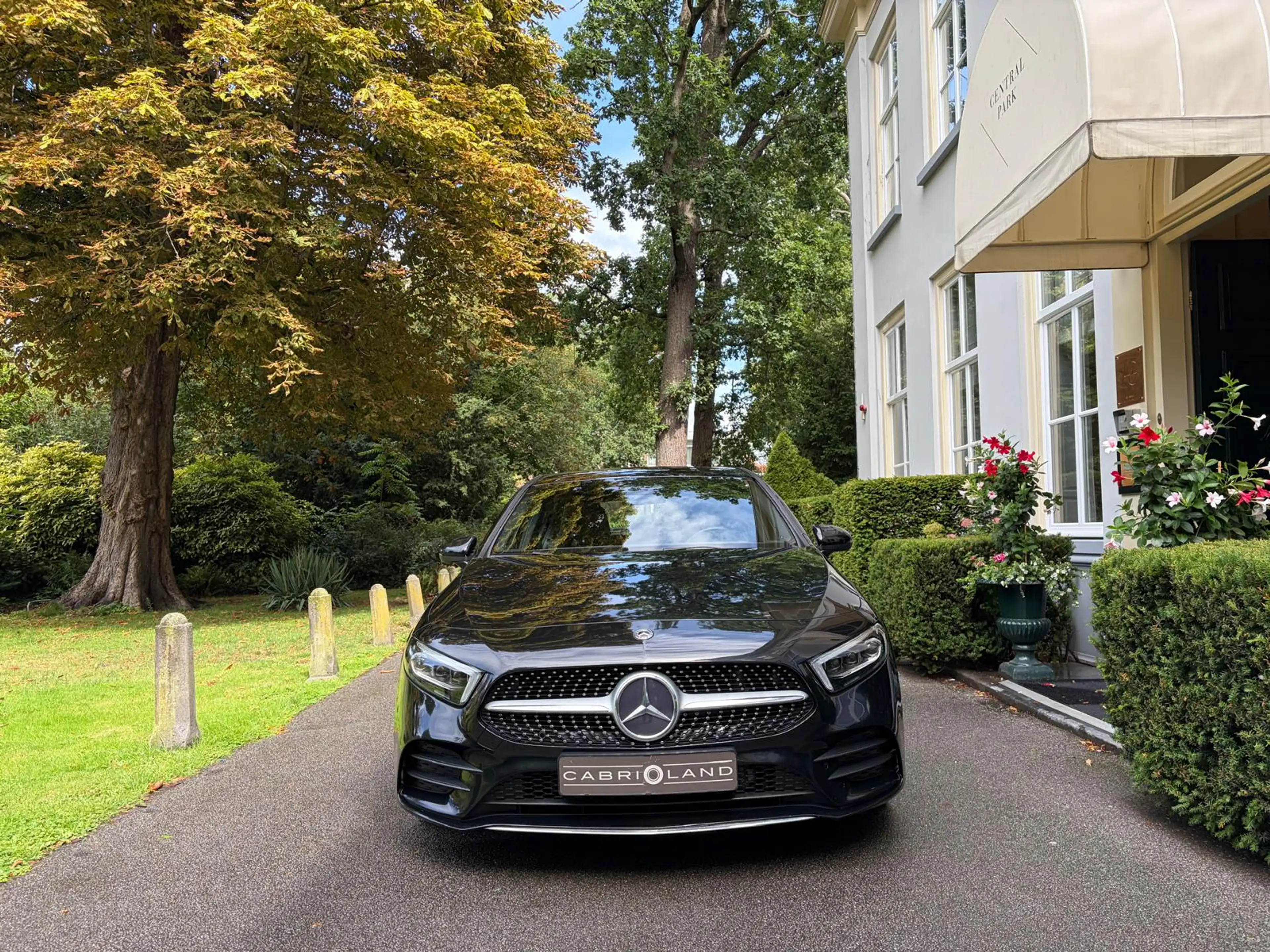 Mercedes-Benz A 250 Premium Plus — photo 7
