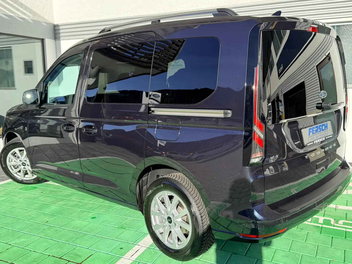 Ford Tourneo Connect Titanium Autom. m Standheizung u Freisprech Bleu - 2