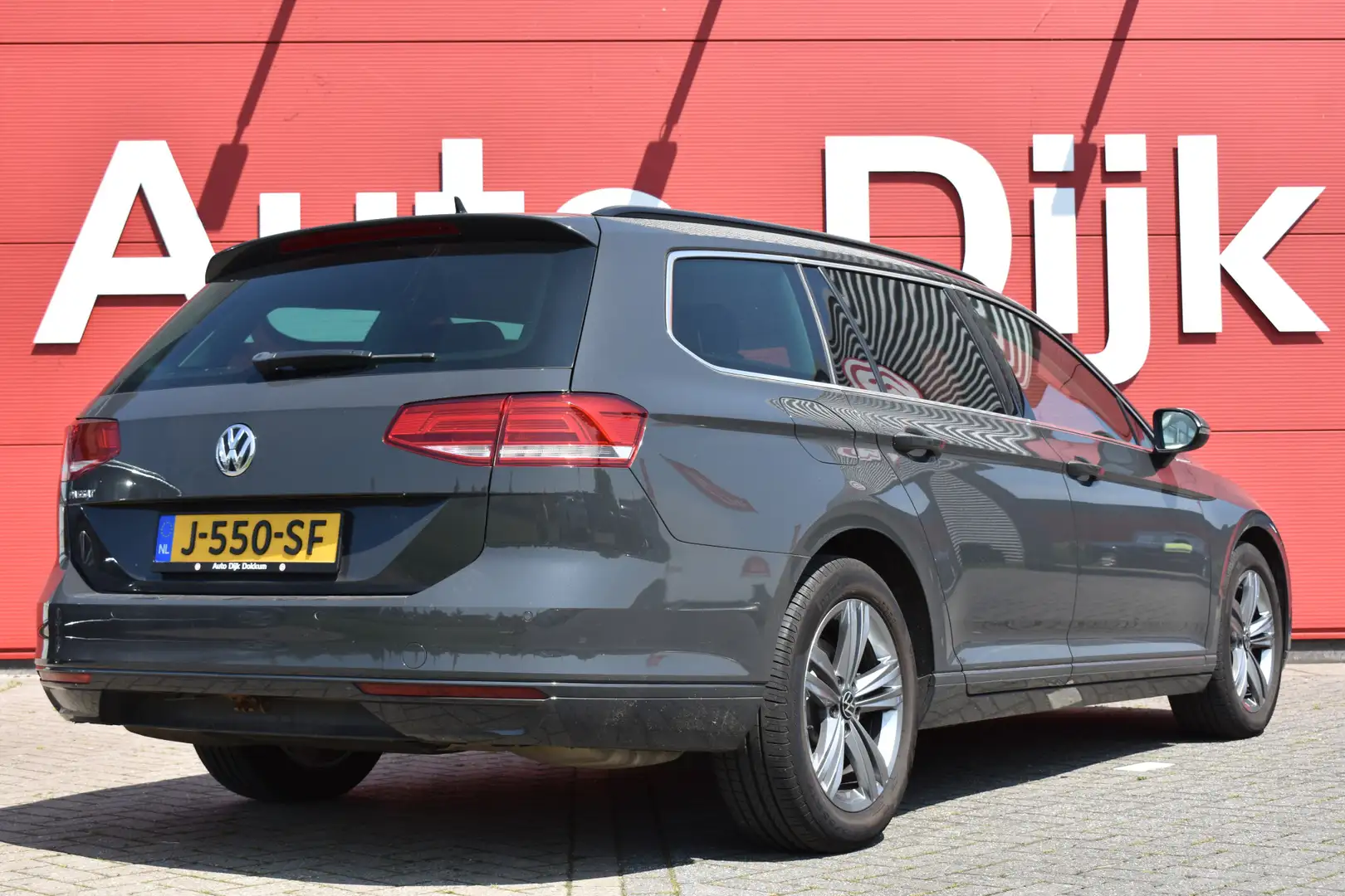 Volkswagen Passat Variant 1.4 TSI ACT Comfortline Navi | Adapt. Cruise | Key Grijs - 2