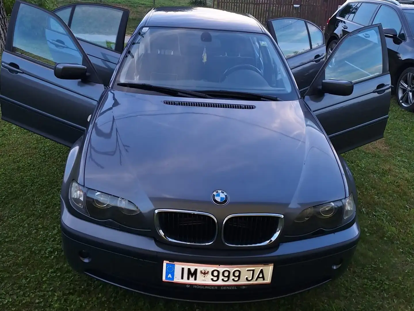 BMW 320 320d Grau - 2