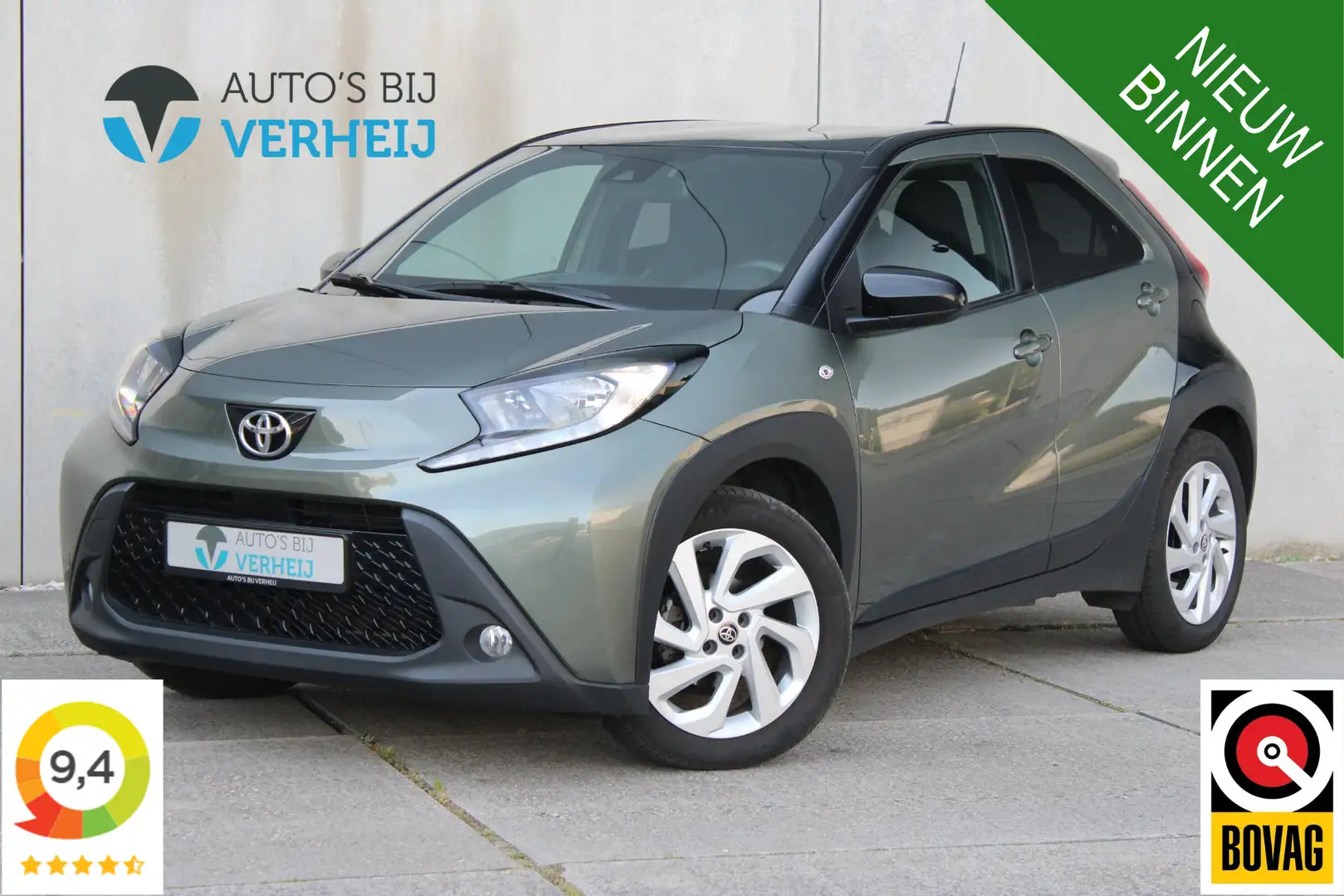 Toyota Aygo X 1.0 VVT-i S-CVT First / AUTOMAAT / CRUISE / CAMERA Groen - 1