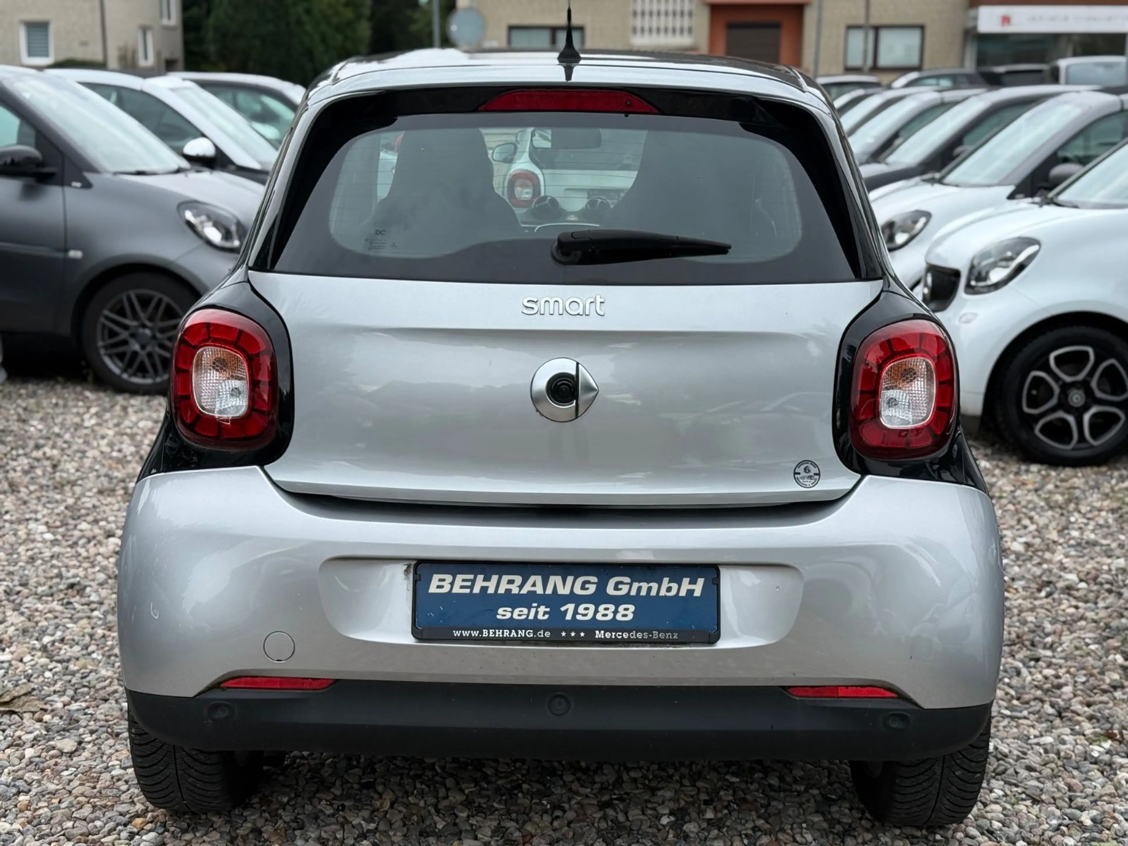 smart forFour *AMBIENTE*PANORAMA*KAMERA*NAVI* — photo 9