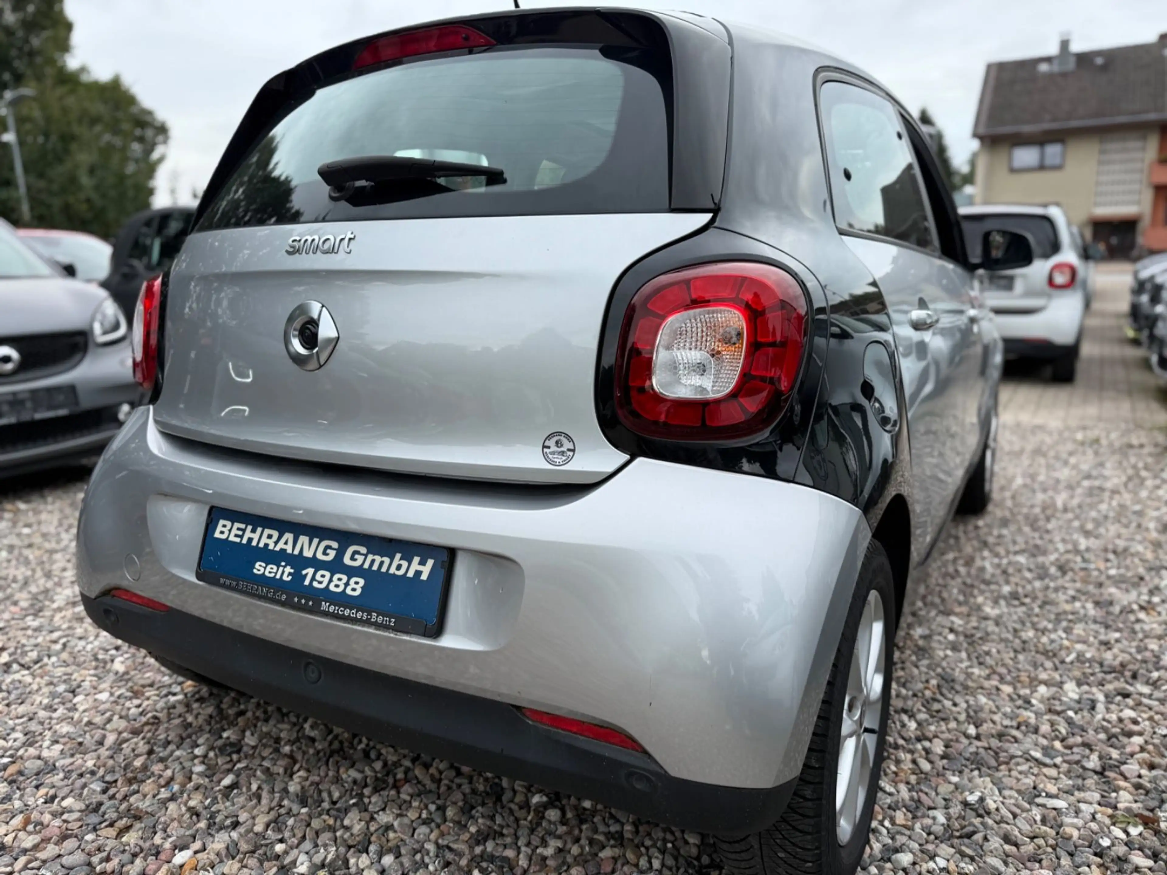 smart forFour *AMBIENTE*PANORAMA*KAMERA*NAVI* — photo 6
