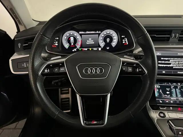 Audi A6 view 9
