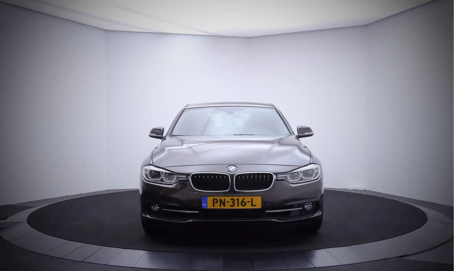 BMW 318 3-serie 318iA SPORT-LINE Executive FULL LED/NAVI P Bruin - 2