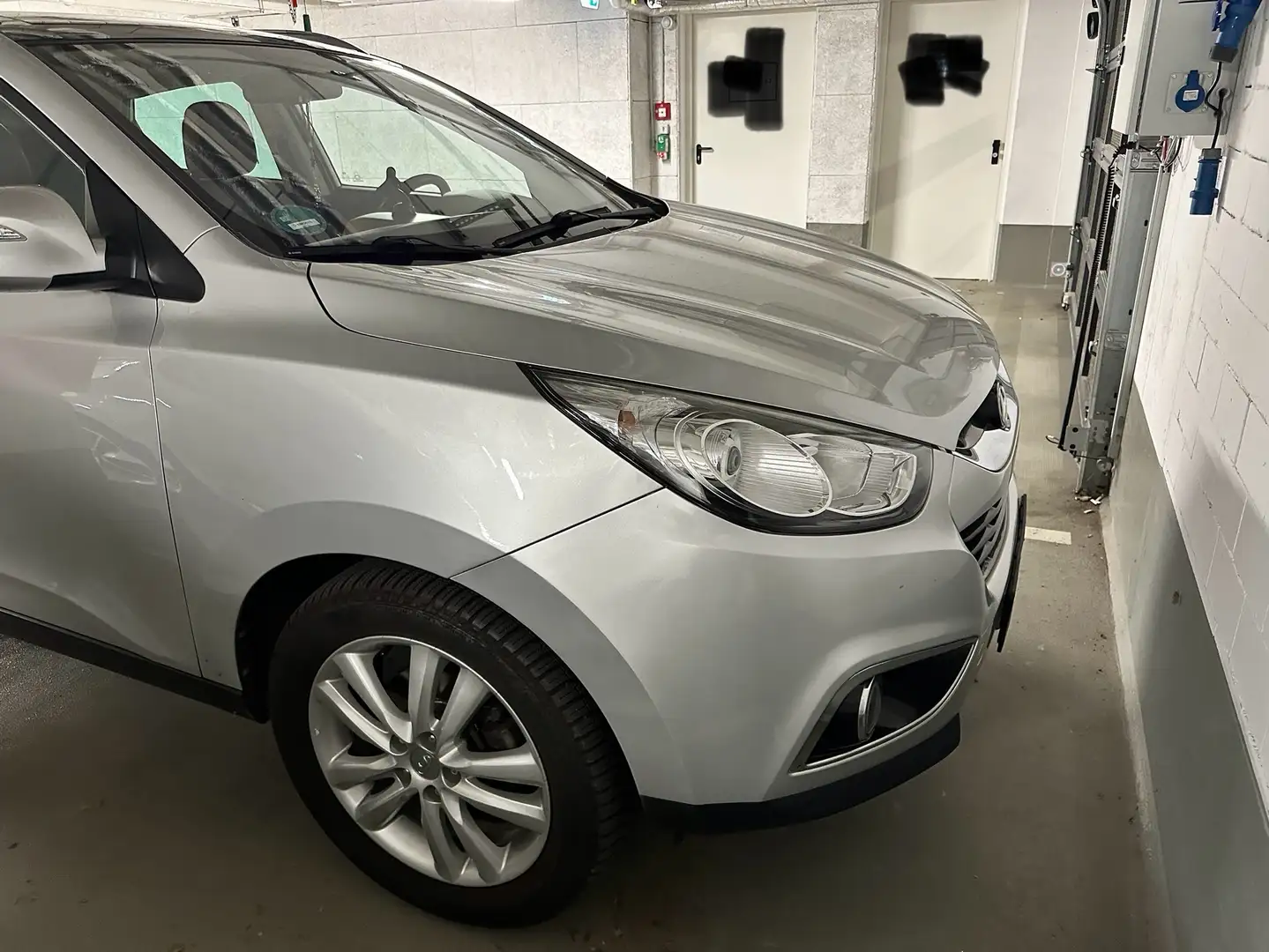 Hyundai iX35 ix35 2.0 2WD Automatik Style Silber - 1