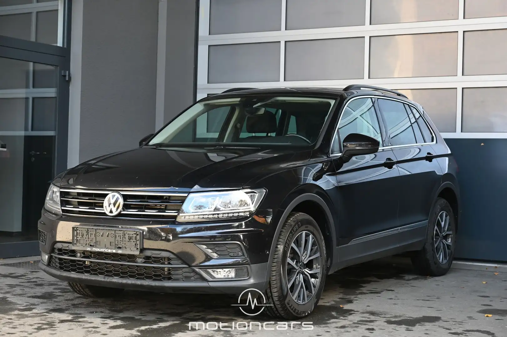 Volkswagen Tiguan 2.0 TDI BMT Sky 4Motion Pickerl NEU Nero - 1