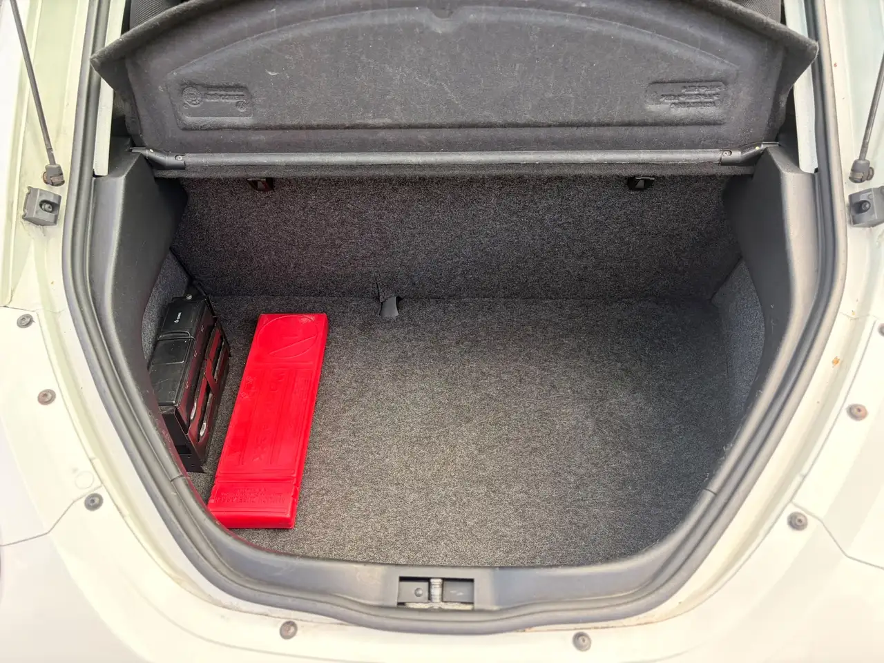 Volkswagen New Beetle Nur 80.000 km | Klima | 1. Hand | TOP-Zustand | TÜV neu, foto 10