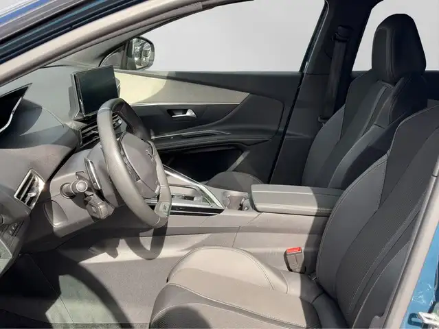 Peugeot 3008 view 8