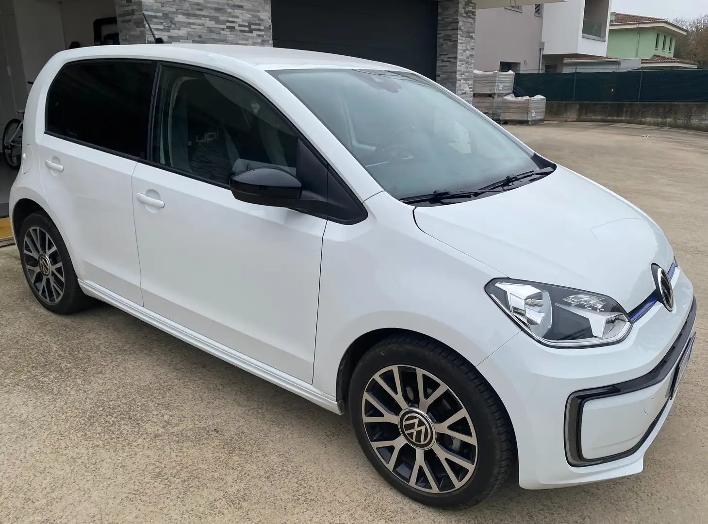 Volkswagen up! up! 5p 2017 e-up! 5p Bianco - 1