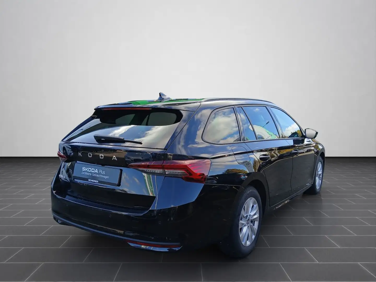 Skoda Octavia Combi Selection 1.5 TSI DSG e-TEC Navi S Negro - 2